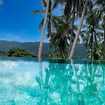 Villa Camille - Seaview - 4 Bedrooms