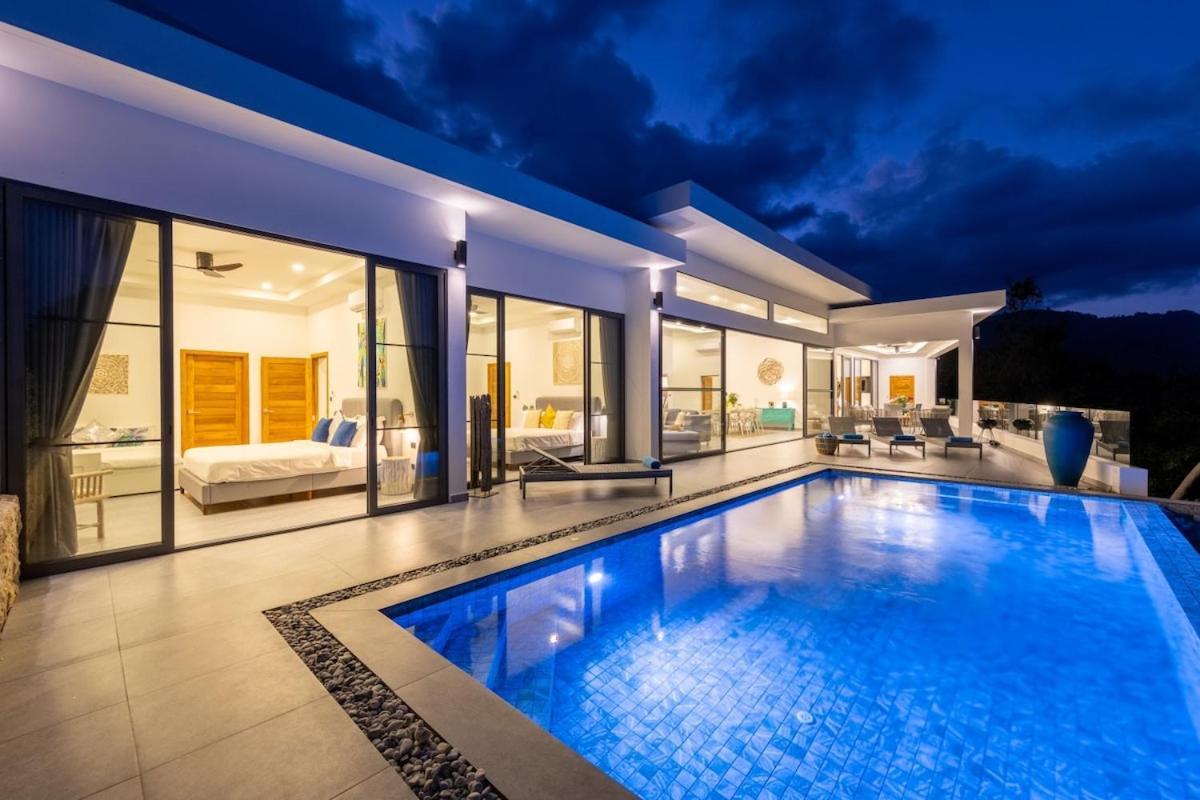 Camille - Seaview - 4 Bedrooms *